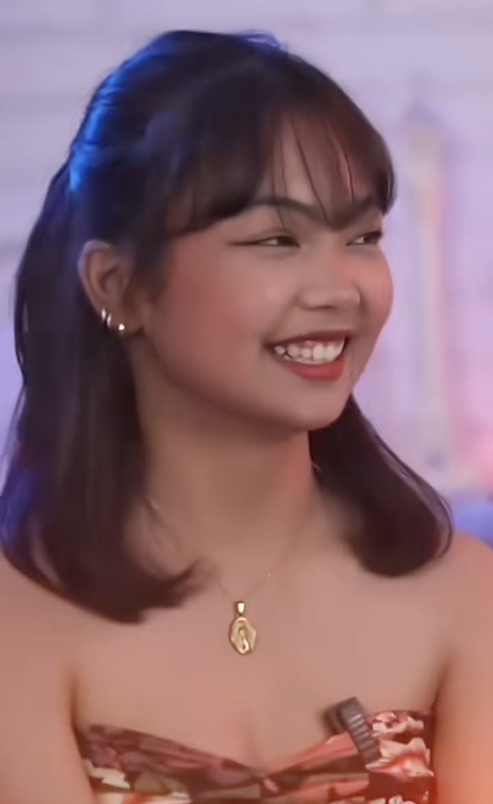 elorachin_vd's tweet photo. Ang ganda talaga ng smile nya, ang cute din ng ngipin :)) 

ASAP DIVA CARMELLE
#CARMELLE_1stSingle https://t.co/yHDJtRmbGw