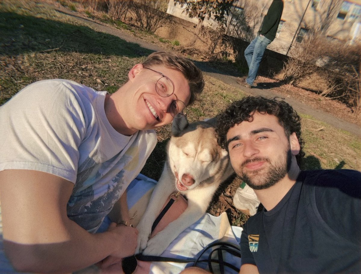 I am… Bella Hadid tweet media