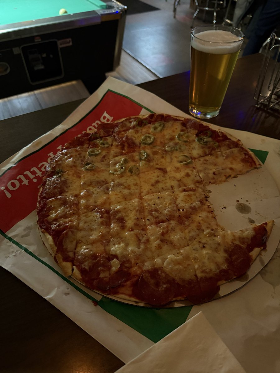 Blatz Buck tweet media