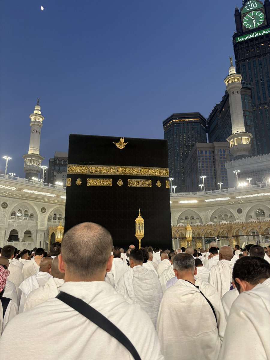 Sloom1Mr's tweet photo. اللهُمَّ اغْفِرْ لِي ذَنْبِي كُلَّهُ، دِقَّهُ وَجِلَّهُ، وَأَوَّلَهُ وَآخِرَهُ، وَعَلانِيَتَهُ وَسِرَّهُ 🤍🤍 https://t.co/L95MSg8DqS