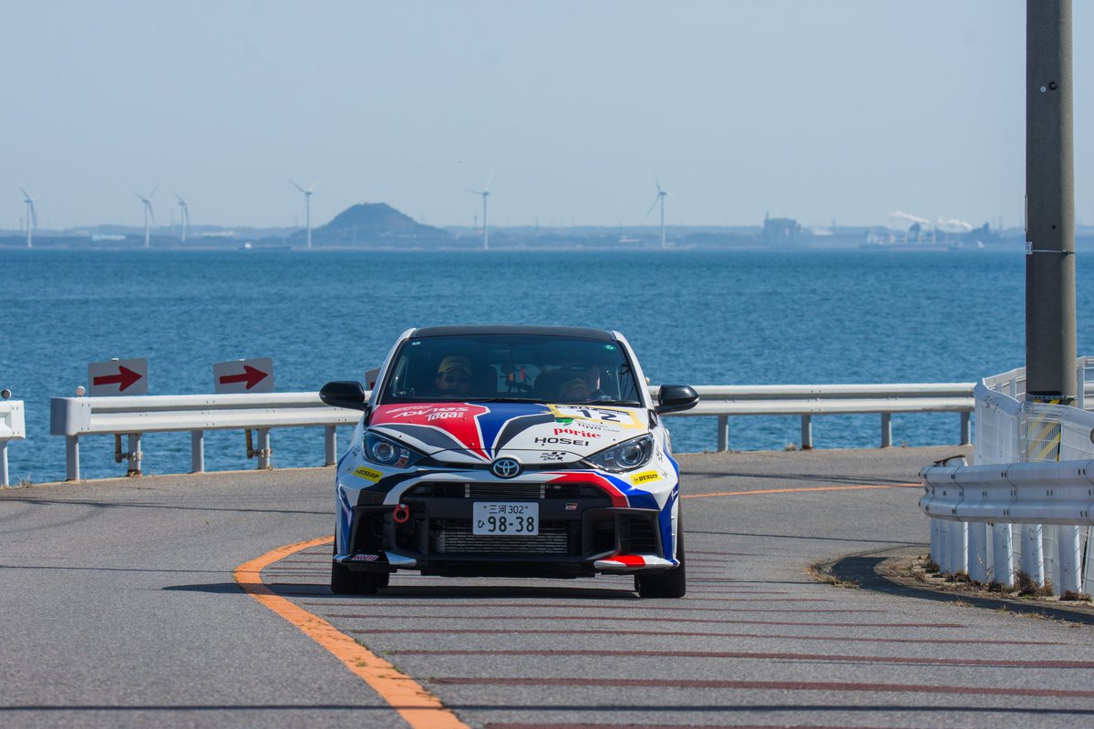 leokx3's tweet photo. ようやく現像開始。
ラリー三河湾2026　ADVICS号

三河湾にはGen.2の攻撃的なカラーリングがよく映える。
（去年の三河湾では旧型GRヤリス） https://t.co/3HZUzldDlL