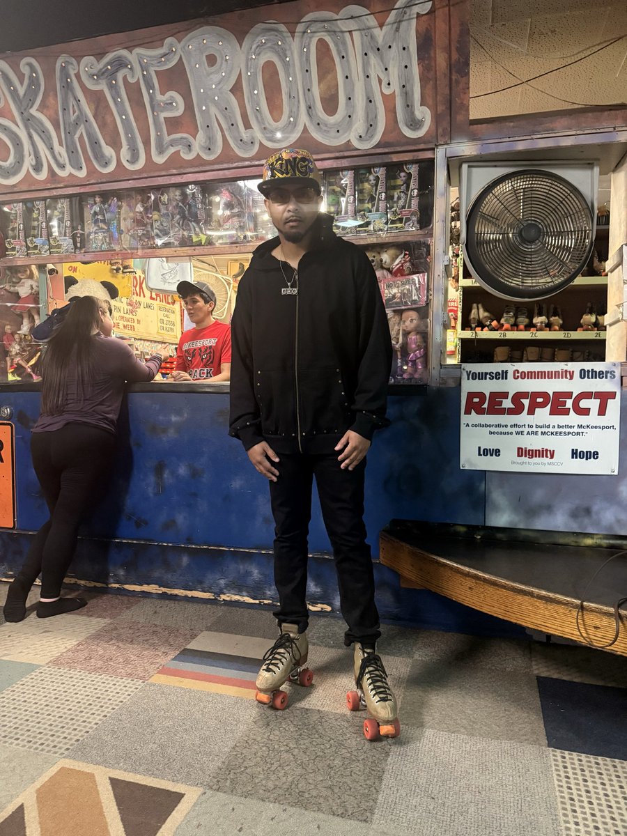 NelseDumas's tweet photo. It’s been a min since I skated https://t.co/6C8dB3sDNw