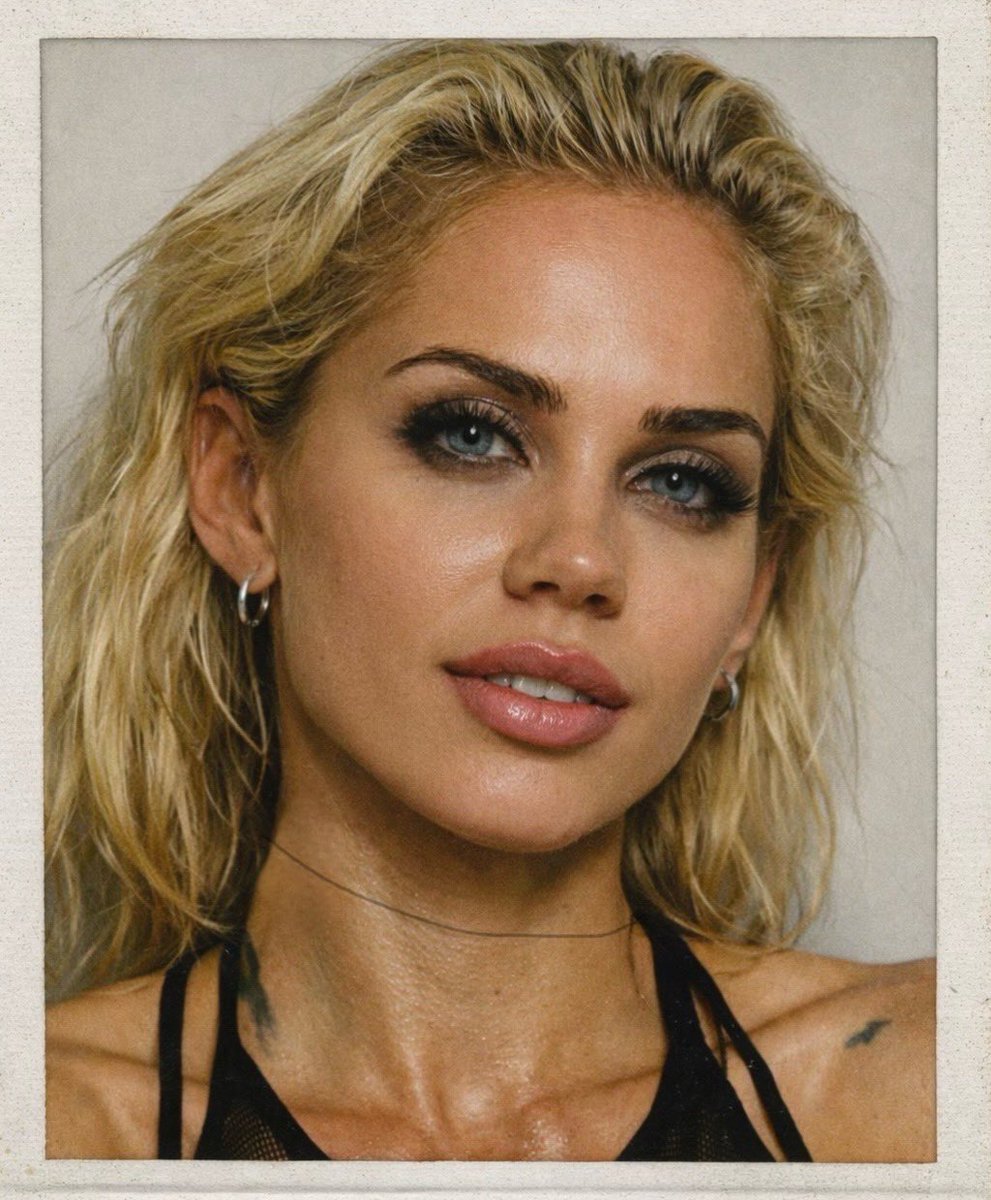 Amanda Essen tweet media