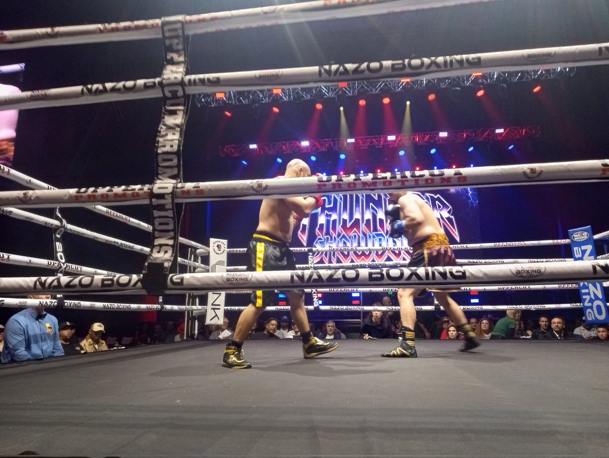 UppercutPromote's tweet photo. Rodriguez over Hernandez UD6 https://t.co/SxAlde6ncj