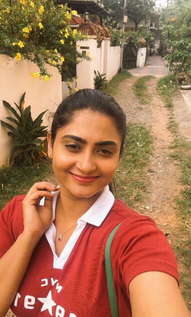 Anithra tweet media