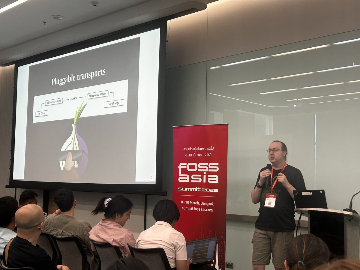 Fascinating talk at #FOSSAsia from Roger Dingledine from Tor on the snowflake project producing ephemeral proxies to help censored people get online