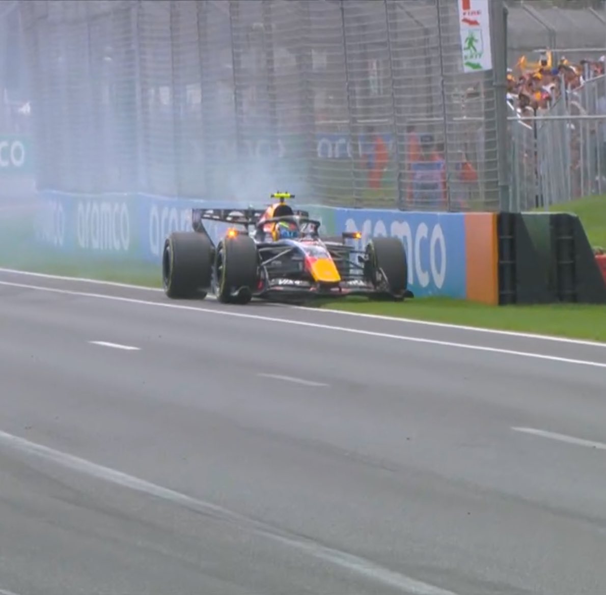 Oh nooo! That Red Bull is NOT supposed to be smoking like that… Hadjar’s out!
