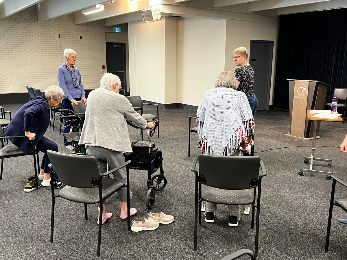 wegotthiscanada's tweet photo. We were so happy to have Alaina join us for last week seniors yoga session. The session included gentle stretching, simple mobility exercises, and calming breathing techniques

#SeniorsWellness #SeniorHealth #HealthyAging #ActiveSeniors #SeniorsProgram #CommunityWellness https://t.co/GcqBgeUr14