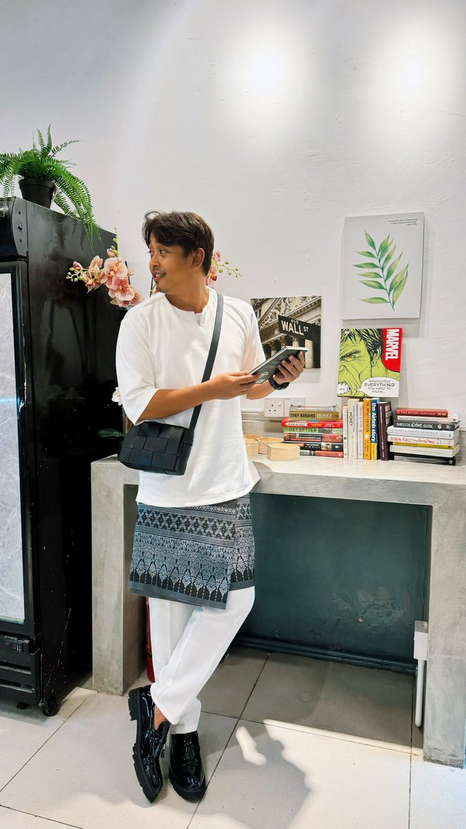 Peria Katak tweet media