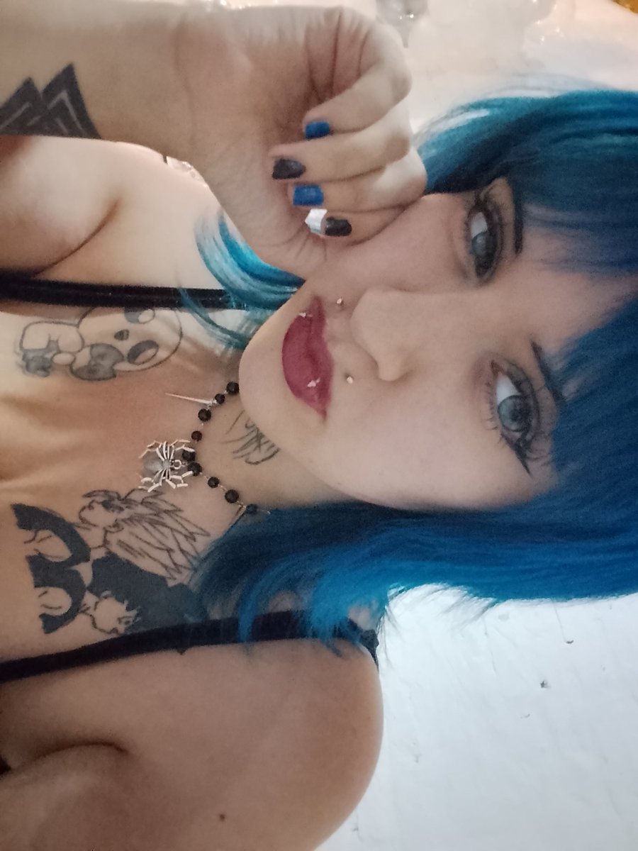 𝕯𝖊𝖆𝖙𝖍 𝟔𝟔𝖝 🖤 𝑫𝑶𝑴𝑰𝑵𝑨𝑵𝑻 𝑴𝑶𝑴𝑴𝒀 tweet media