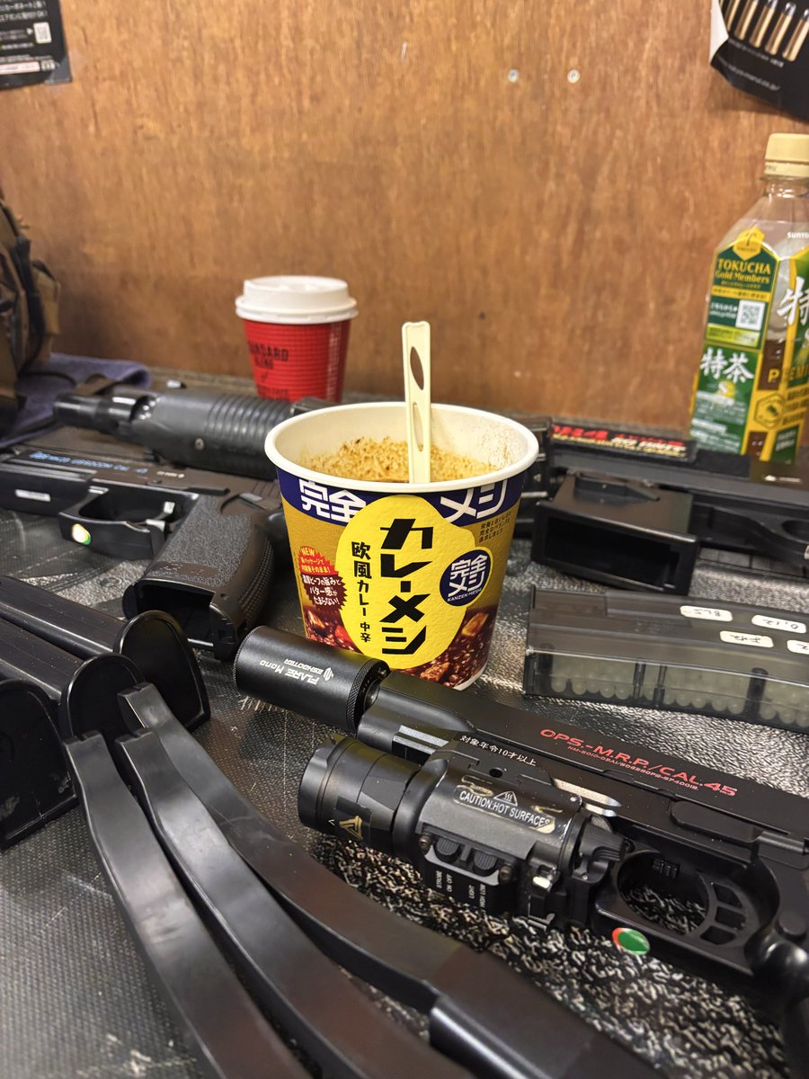 nyoki2007's tweet photo. サバゲーにはやっぱコレよね👀✨

＃サバイバルゲーム
＃10禁サバゲー
＃attacker12
＃ATTACKER10禁定例会
＃サバゲーメシにカレーメシ https://t.co/pIJBZx8ZdK