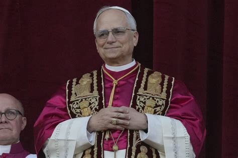 KDNash24's tweet photo. @RealJamesWoods @POTUS @GarySinise He's been great as Pope Leo...:)😎 https://t.co/leyN8iUwJI