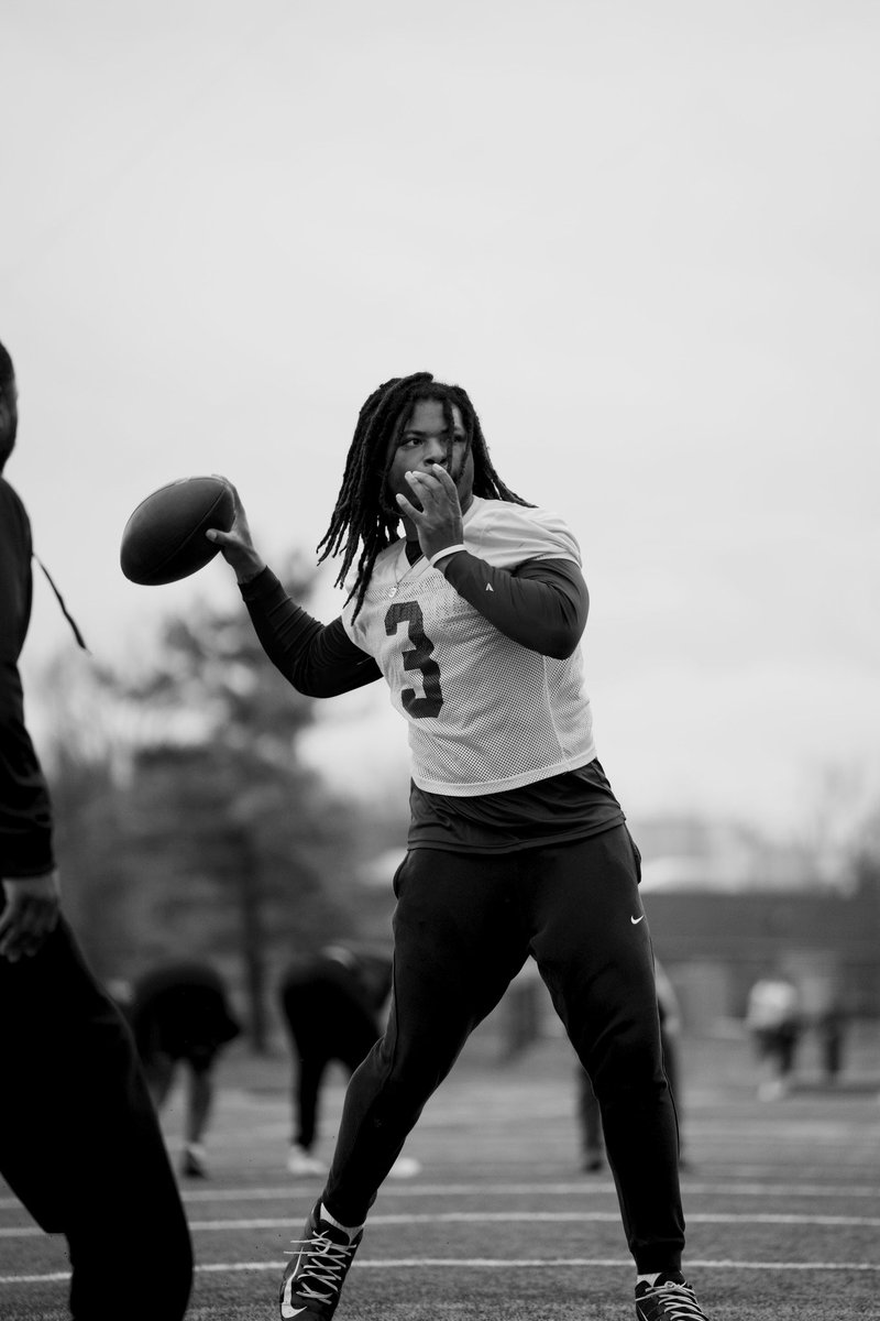 Maurice “ Moe” Williams Jr. 🌟 tweet media