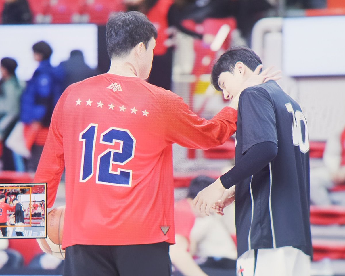 문워커 tweet media