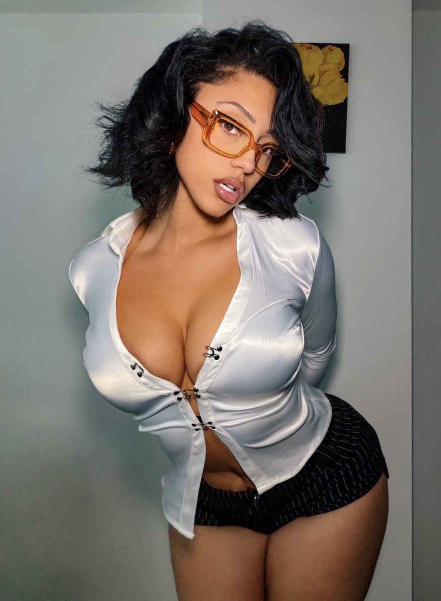 minattion_'s tweet photo. Last one, I promise lol https://t.co/d0geU0JpyO