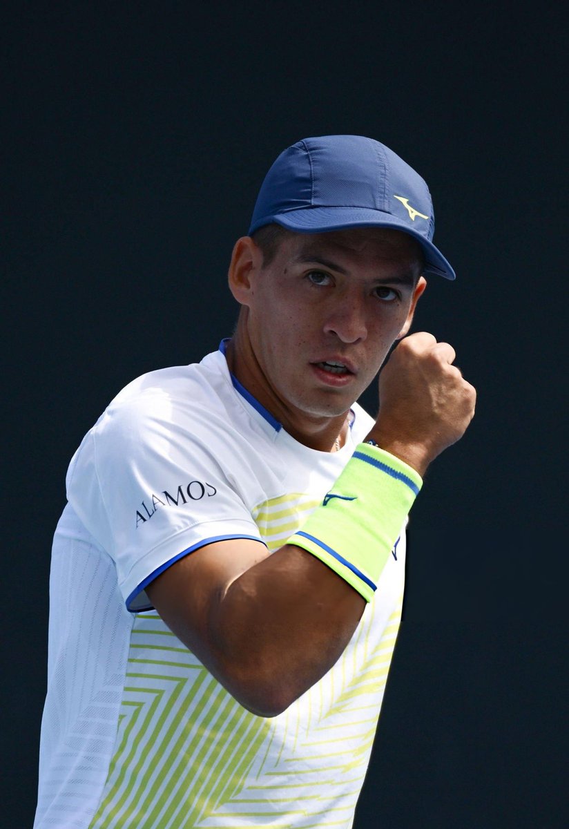 Tiempodetenis1's tweet photo. 🙌🇦🇷 ¡TRIUNFAZO ARGENTINO!

Sebastián Báez derrotó a Jiri Lehecka por 6-4 y 6-1 en la segunda ronda del Masters 1000 de Indian Wells.

🔥 Nivelazo. https://t.co/4FjThY0Ma5