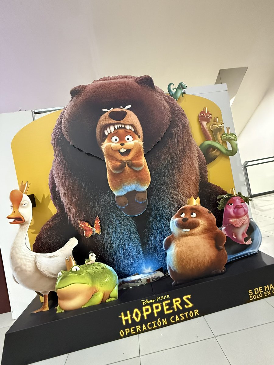 Ya cancelen toda las premiaciones del Oscar y que el ganador sea este peligroso. Pinche película hermosa.❤️❤️