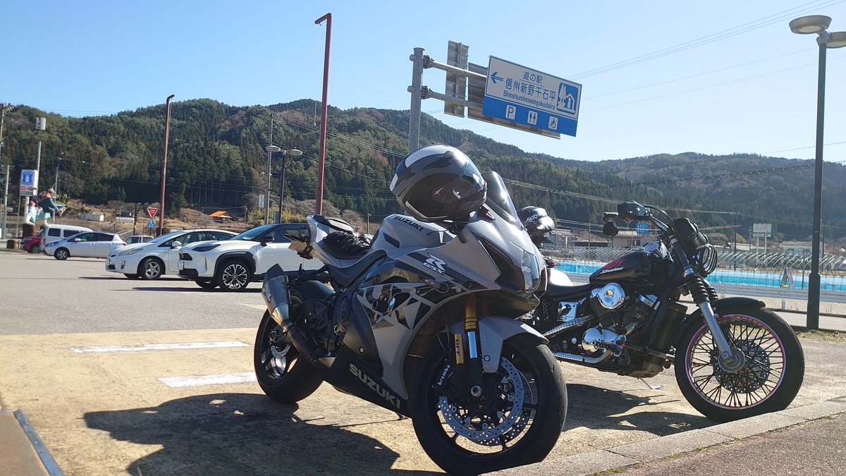 ざわちん tweet media