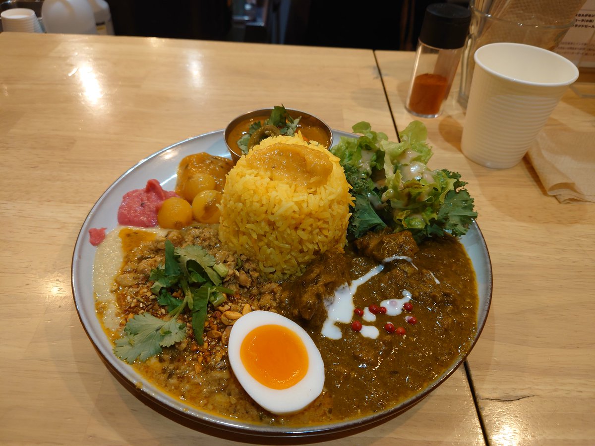 offgrid_miya's tweet photo. 新宿の「チキュウ　マサラ」さん、めちゃ美味しかった🍛
店主さんもいい人で楽しめました

#スパイスカレー https://t.co/kpFdYJDnAr