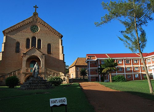 Isaiah Jobs_R_Wanderer aka CEO Breathtaking Uganda tweet media