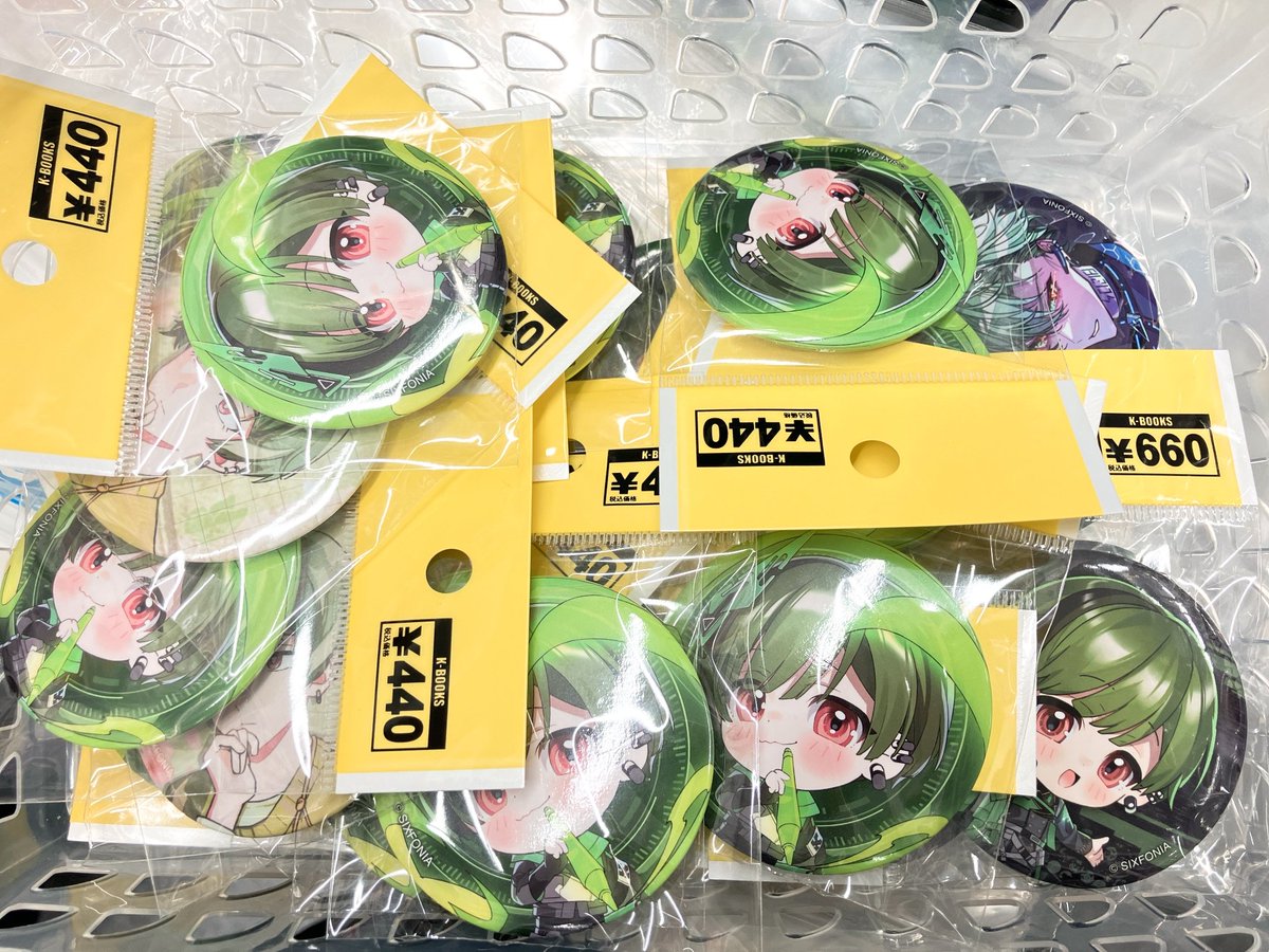 入荷情報】 🎼シクフォニ 🎼 缶バッジ アクキー アクリルスタンド