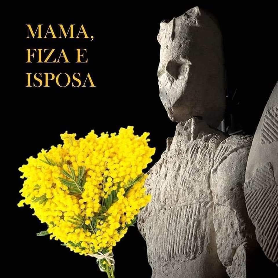 Dedico una preghiera e questo 8 marzo alle donne che sotto una pioggia di bombe fanno da scudo ai loro bambini, alle madri che piangono i loro figli uccisi dalla falce della guerra.
A tutte le donne che fanno germogliare la vita e la proteggono a costo della loro.
Buona domenica.