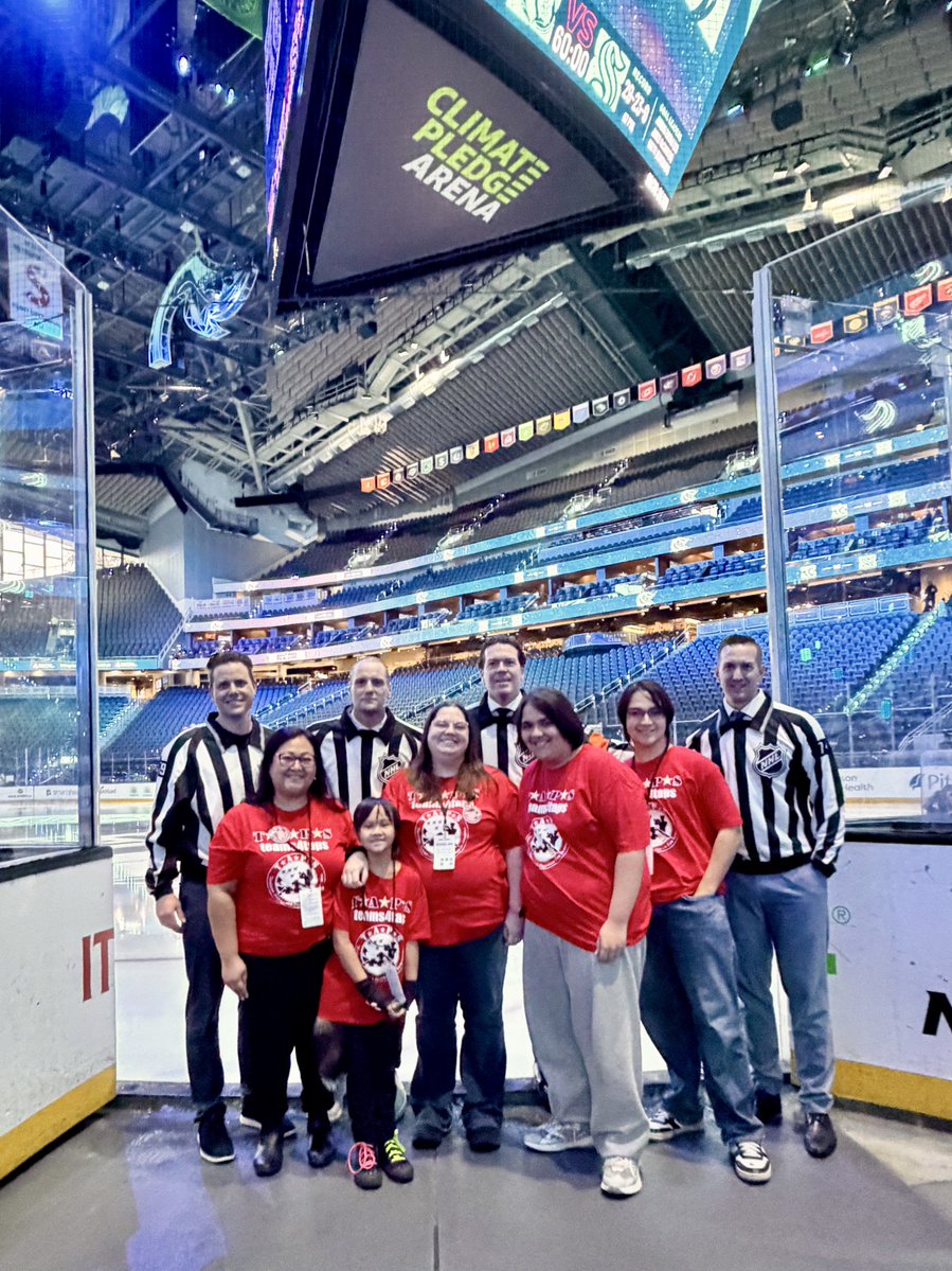 teams4taps tweet media