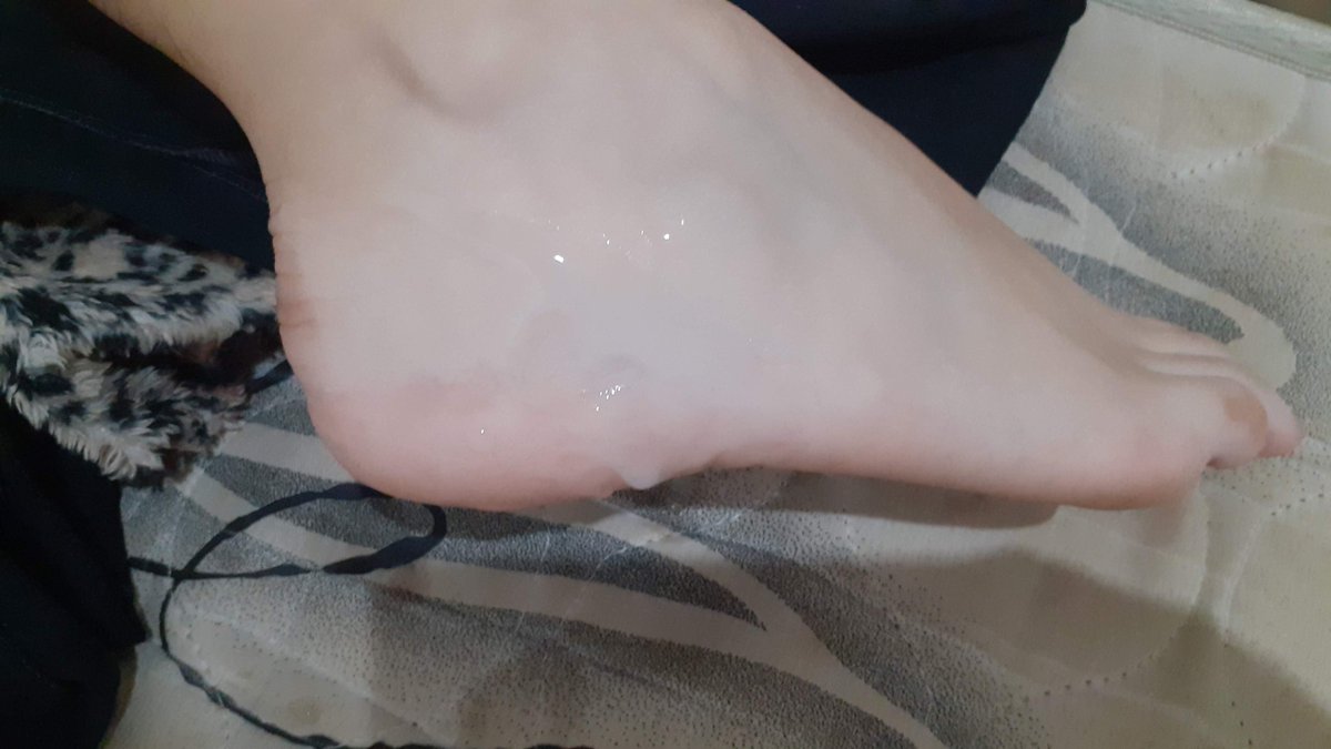 Mirou errado ou certo?

#feetfetısh #footfetısh #footjob #fetish #cuckold #corno #femdom #cumshot #nsfw #nsfwtwt