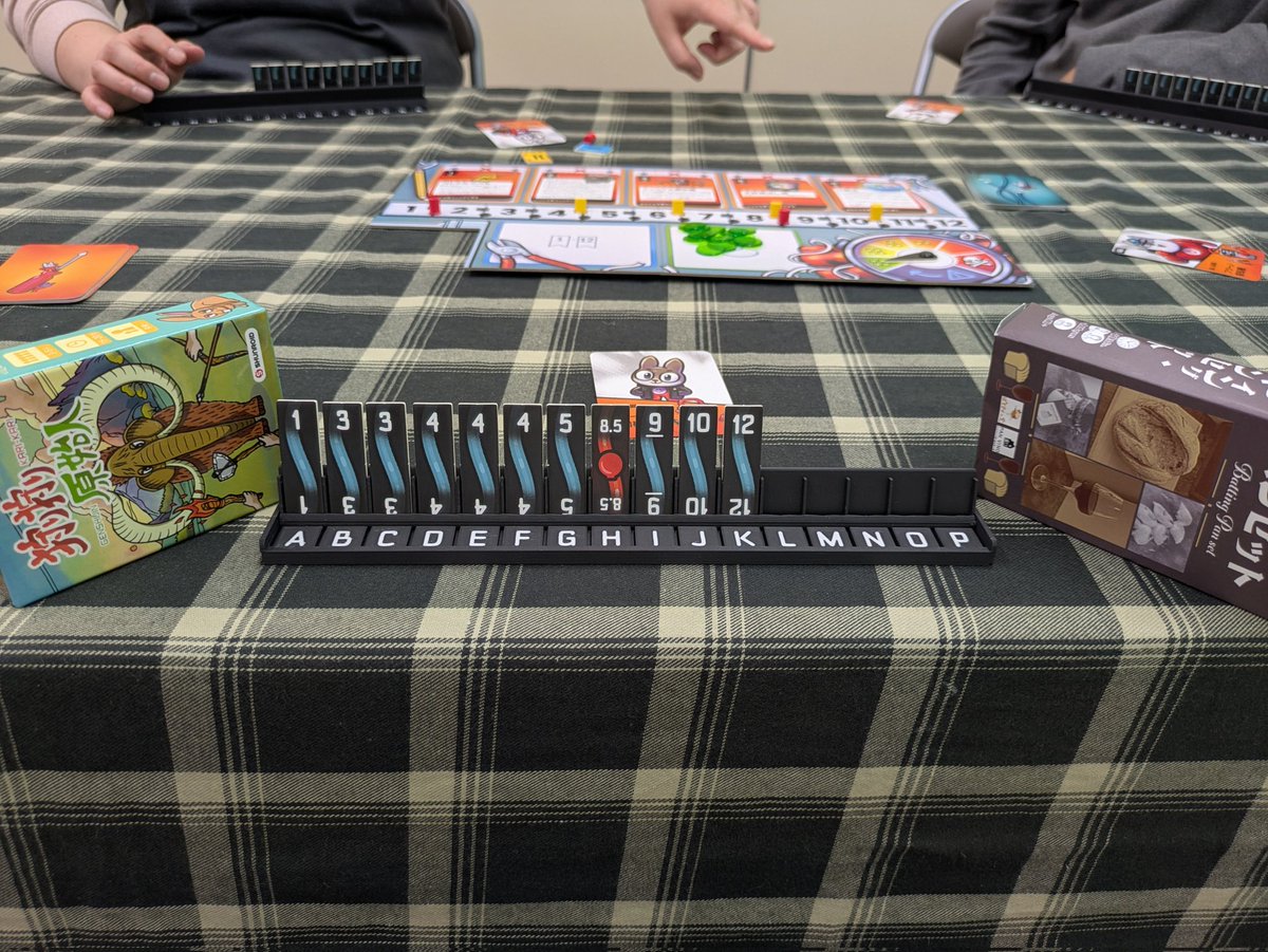 コンバディダス@ゲムマ土曜C12出ます！ tweet media