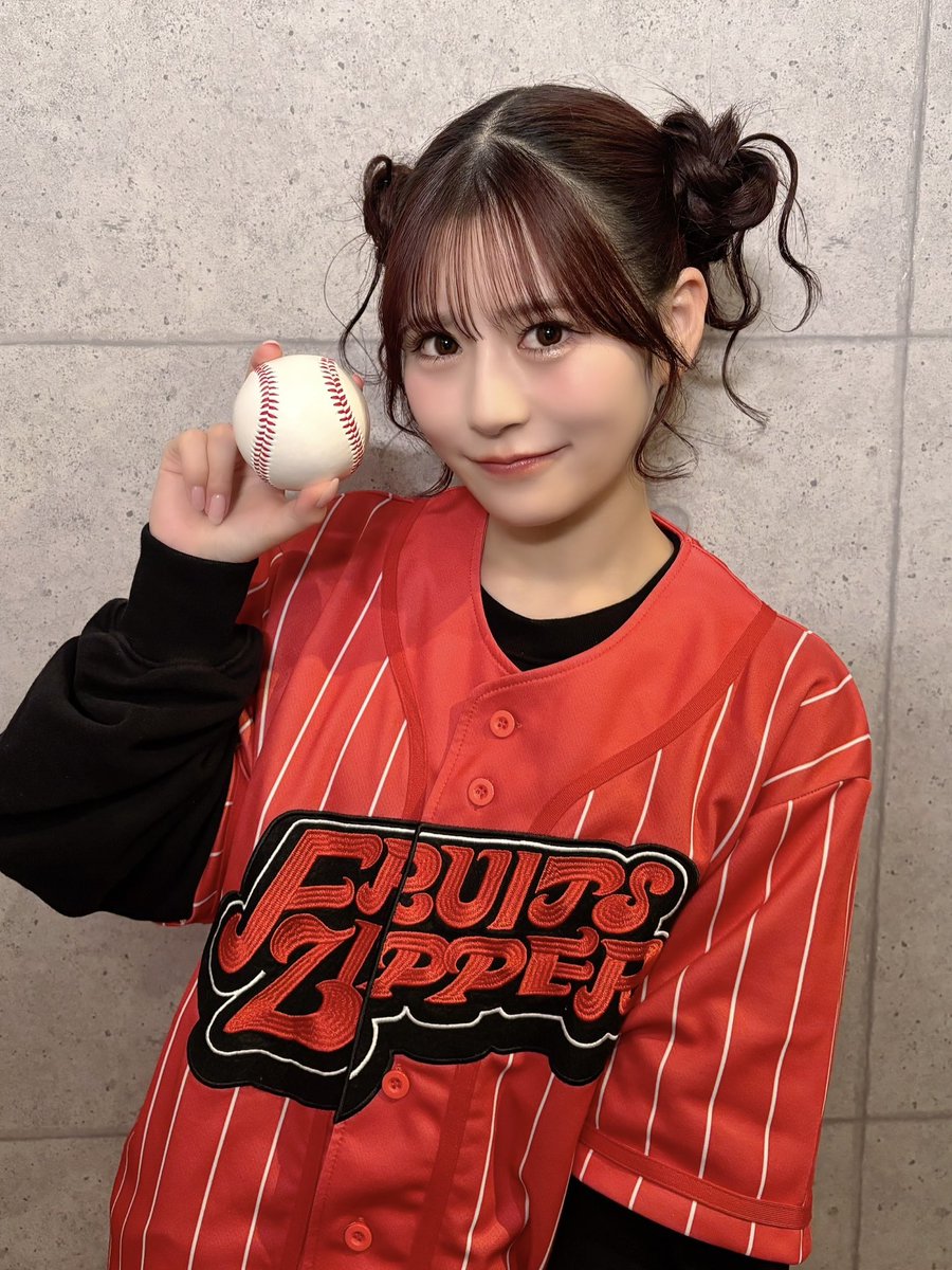 ✨🔥⚾️『ぶちかませよ！』放送中⚾️🔥✨

現在放送中の「プロ野球オープン戦 阪神×巨人」
のテーマソングで『ぶちかませよ！』が流れています⚾️‼️

🔗ベースボールパークの詳細はこちら
mbs.jp/tigers/

🎧3/11（水）には配信リリース決定⚾️💚🩵💜💛🧡❤️🩷
kawaii-lab.lnk.to/BUCHIKAMASEYO