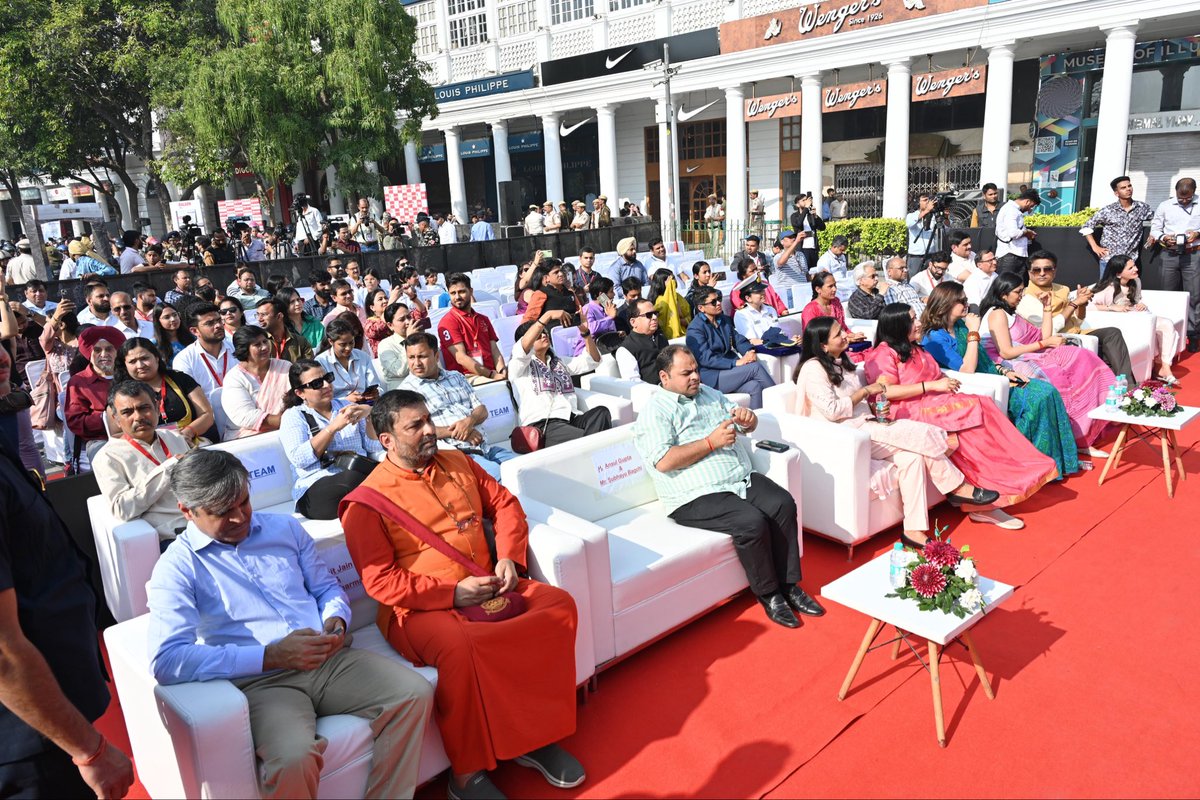 Om Birla tweet media