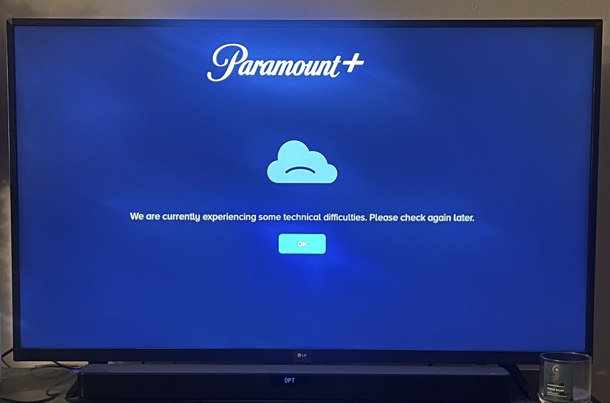 Chris_5tylez85's tweet photo. Get it together @paramountplus. Trying to watch the @ufc fight and the whole platform crashed at the end of the second round 🤦‍♂️ https://t.co/FmCS3xoexC