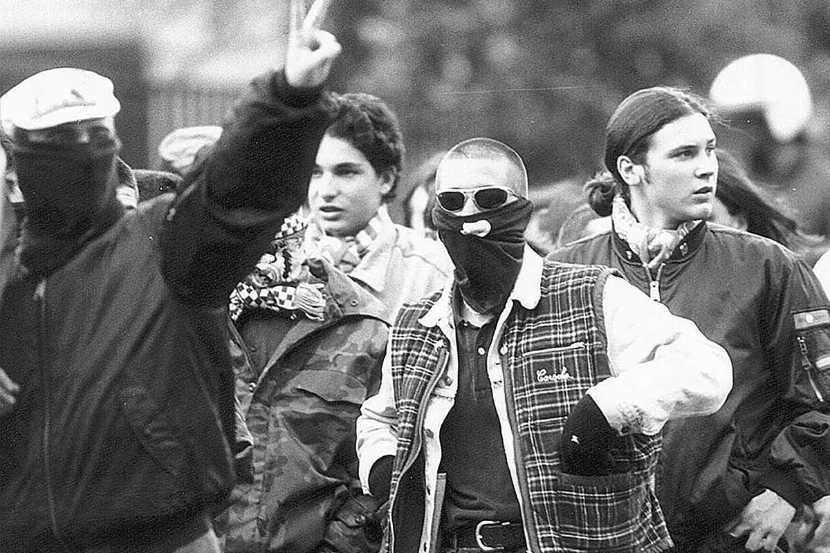 El Chamartín de los ultras, los pijos canallas y los 'roba motos': "El B. iba al fondo sur y pegaba como Evander Holyfield, ni los Miami fueron nunca a por él" elmundo.es/madrid/2026/03…