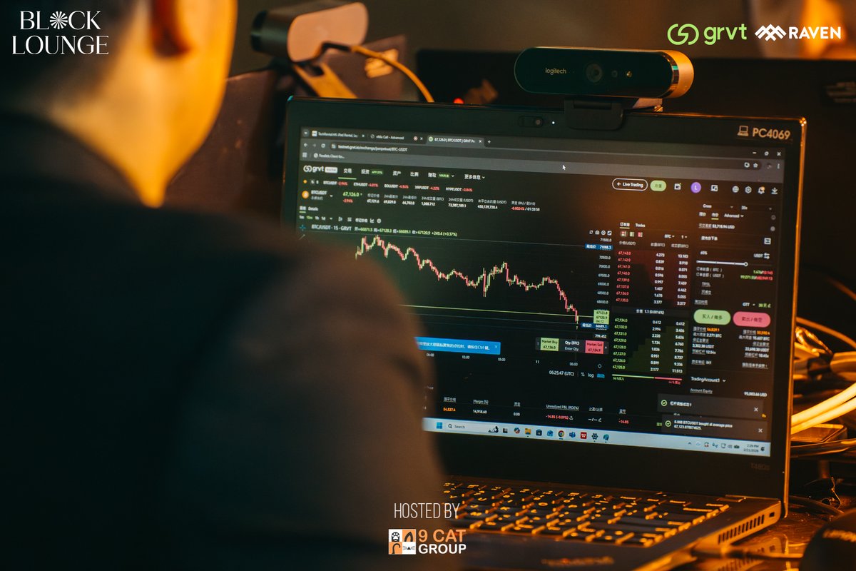 BLOCK:LOUNGE tweet media