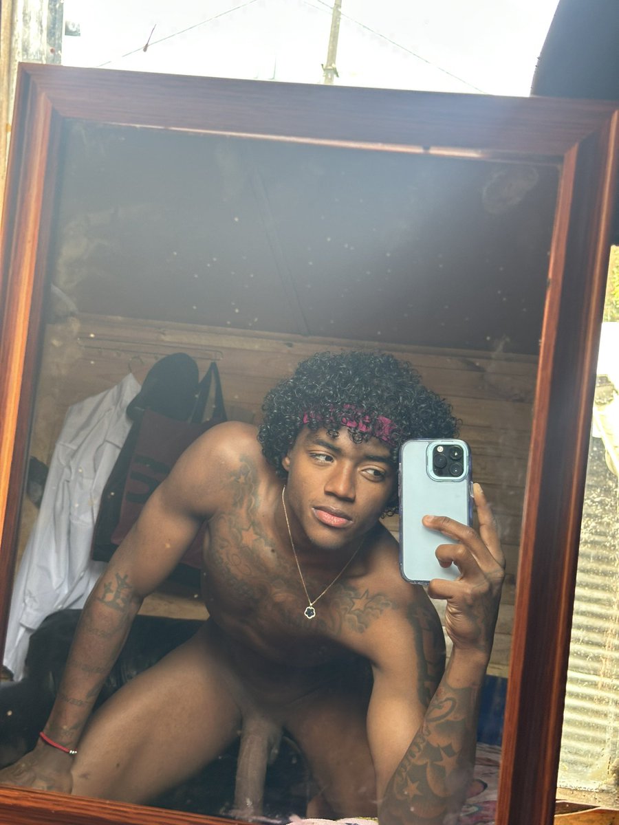 BigDick👹 (OF - 12$)💳💵🤑 tweet media