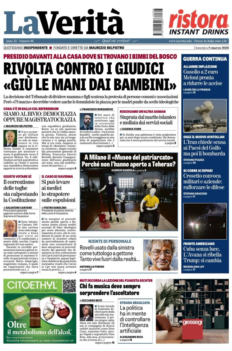 PRESIDIO DAVANTI ALLA CASA DOVE SI TROVANO I BIMBI DEL BOSCO
RIVOLTA CONTRO I GIUDICI "GIU' LE MANI DAI BAMBINI"
La decisione del Tribunale di dividere mamma e figli scatena la protesta di persone comuni e associazioni.
Però "l'8 marzo" dovrebbe vedere anche le femministe in