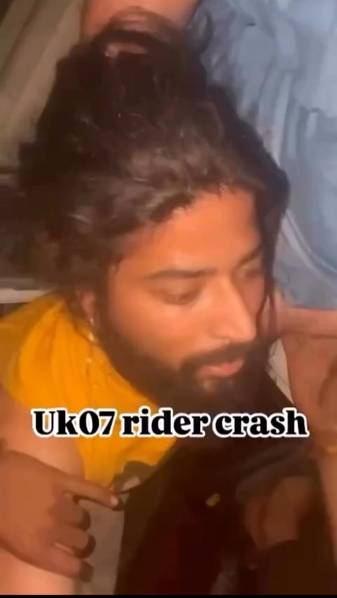 Random Update tweet media