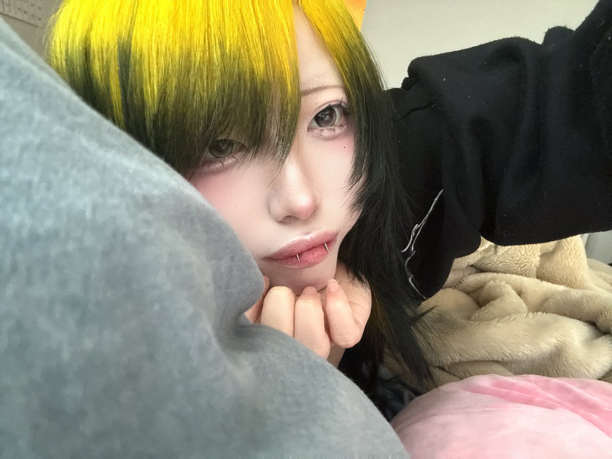 にャ喰❕ tweet media
