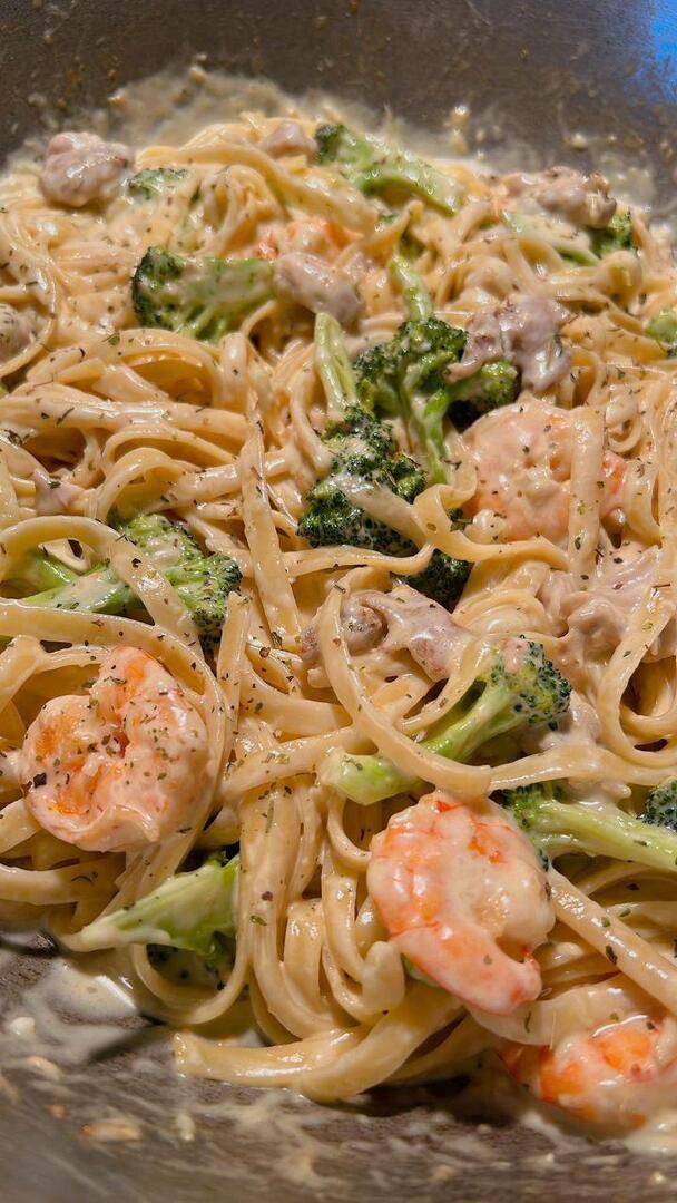 homevsfastfood's tweet photo. [Homemade] spaghetti with shrimp
👉 https://t.co/J4kfnLdrNE
#HomemadeSpaghetti #ShrimpLovers #SeafoodPasta #EasyDinnerIdeas #DeliciousRecipes #homecooking #food #recipes #foodpic #foodie #foodlover #cooking #hungry #goodfood #homecookingvsfastfood https://t.co/3hacGBIbza