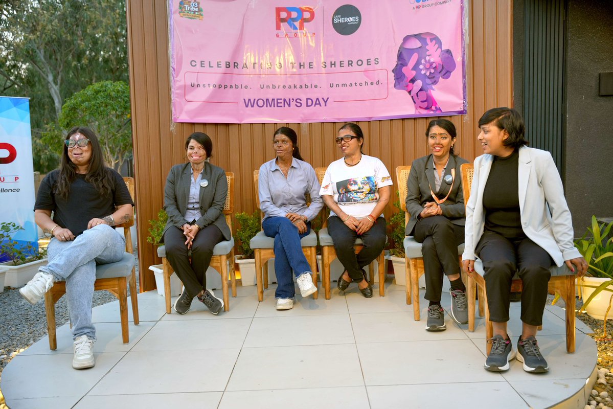 PR Professionals tweet media