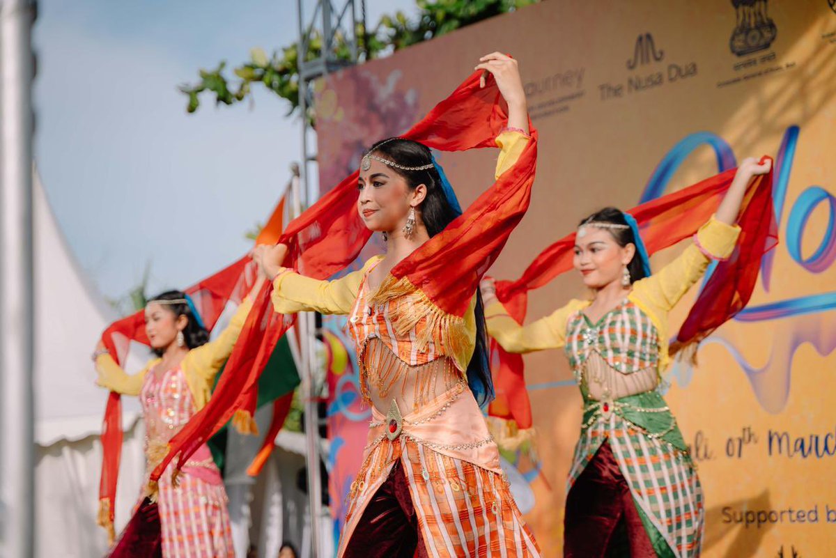 India in Bali tweet media