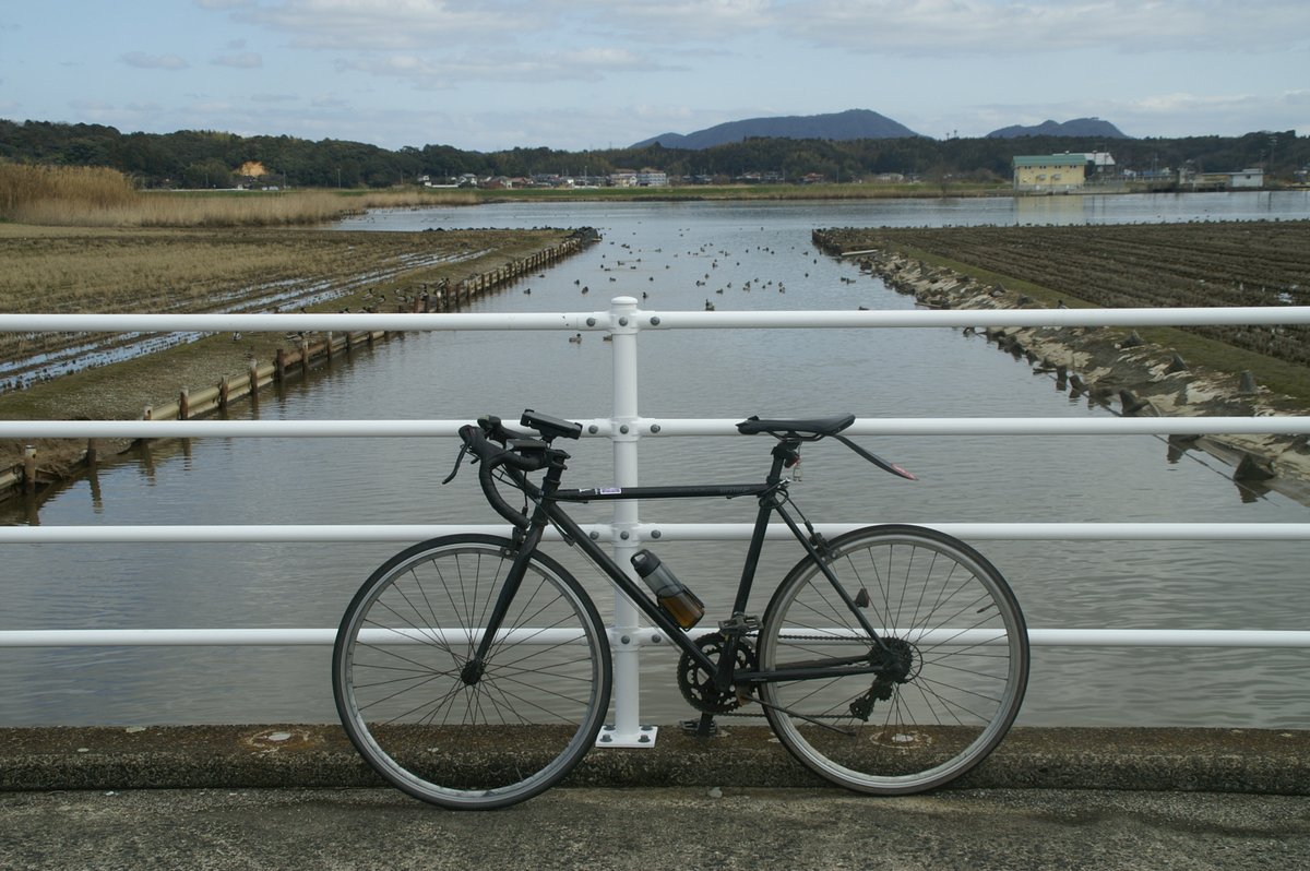 Sombra_fd3s's tweet photo. イベント終わりに写真とってみて
ロードバイクと一眼レフは楽しすぎる!!
#SombraWorks #SBWS #AKstyle #ロードバイク https://t.co/kwv2DDaMcb