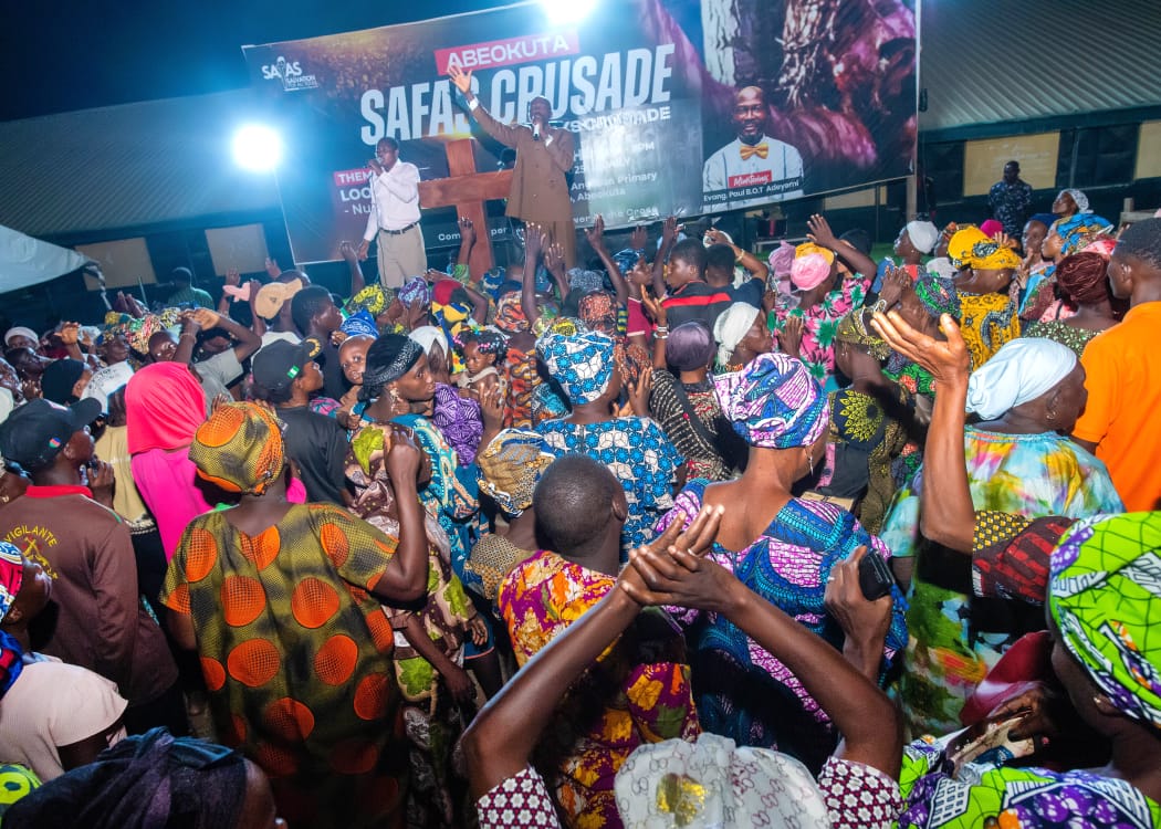 Pastor_Bot's tweet photo. SAFAS... 390 million souls for Christ https://t.co/svL5iLzJLN