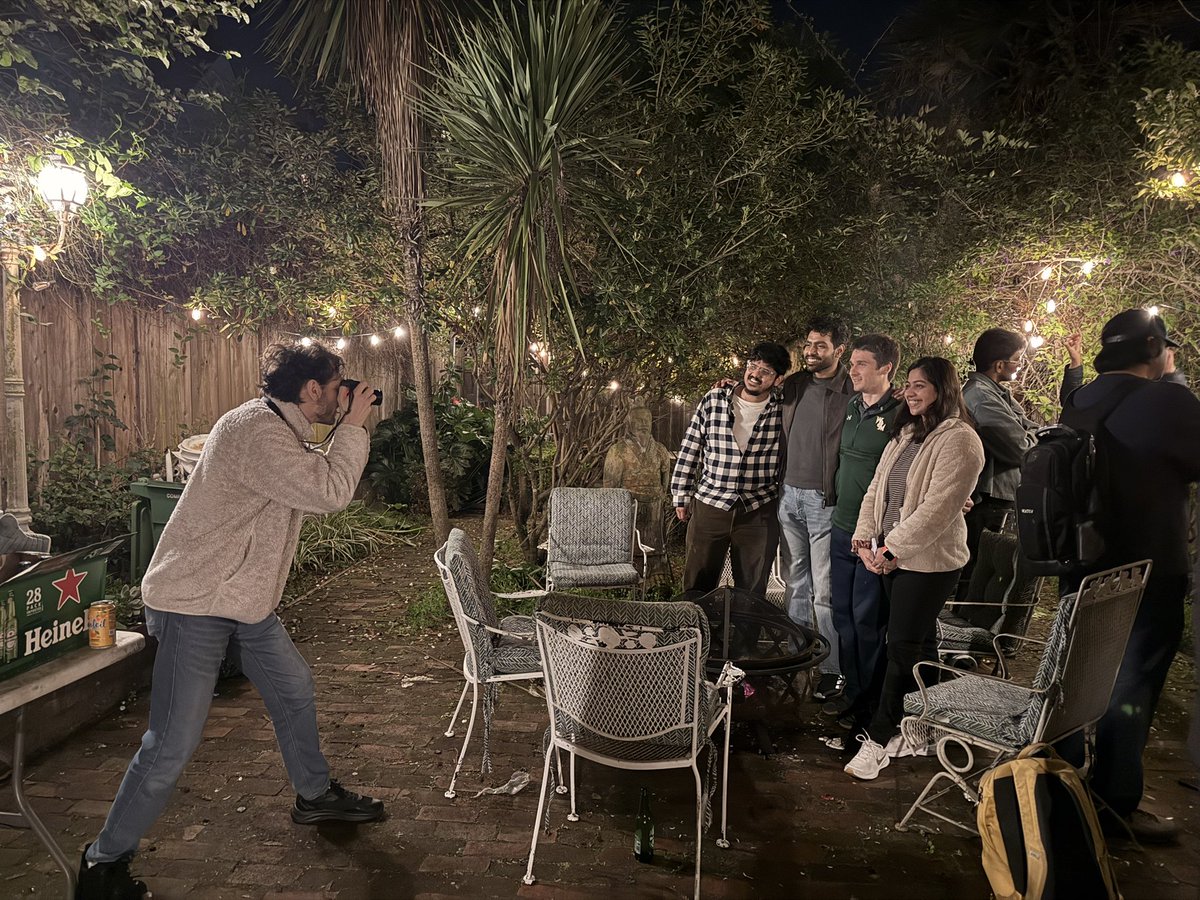 Aronin Ponnappan tweet media