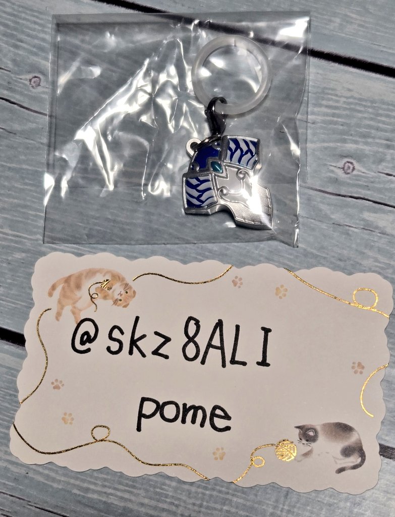 skz8ALI's tweet photo. 【郵送 交換】ガチャガチャ スーパー戦隊シリーズ めじるしアクセサリー

【譲】脳人ブレス(ソノイ)

【求】マスターライセンス、ガブティラ獣電池

検索からもお気軽にお声掛けください😊 https://t.co/xh3Bs41AXP