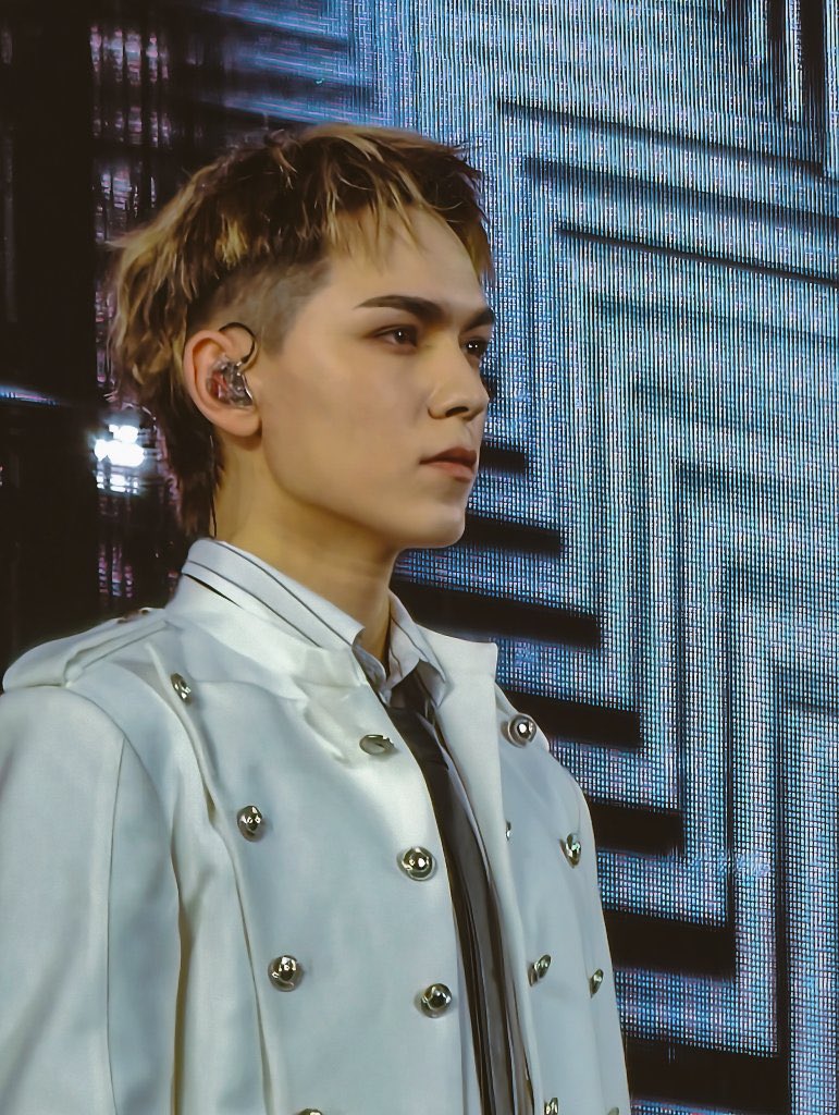 ela ᓚᘏᗢ tweet media