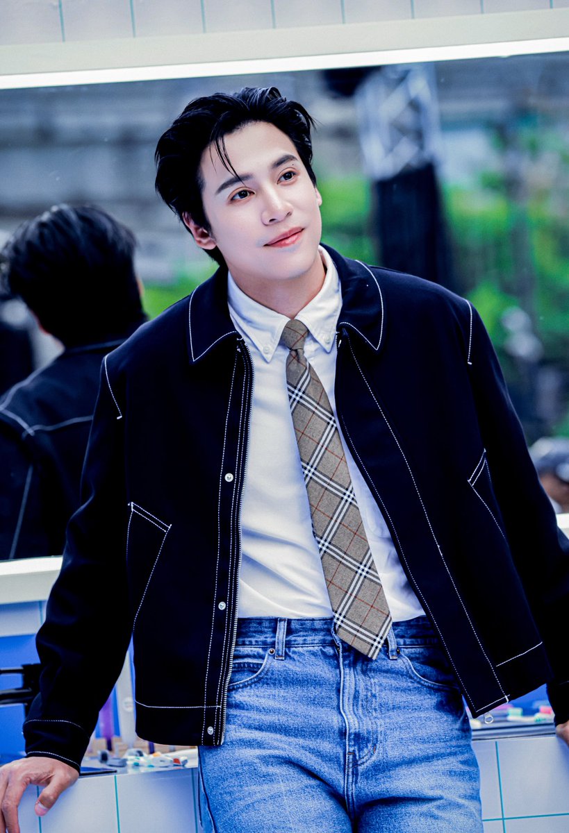 Brand Ambassador ของ Bio Safety หล่อมากกกก 🫣💙

#biosafetyXjesjpp
#BiosafetyRhythmofConfidence 
#jesjpp #centralwOrld