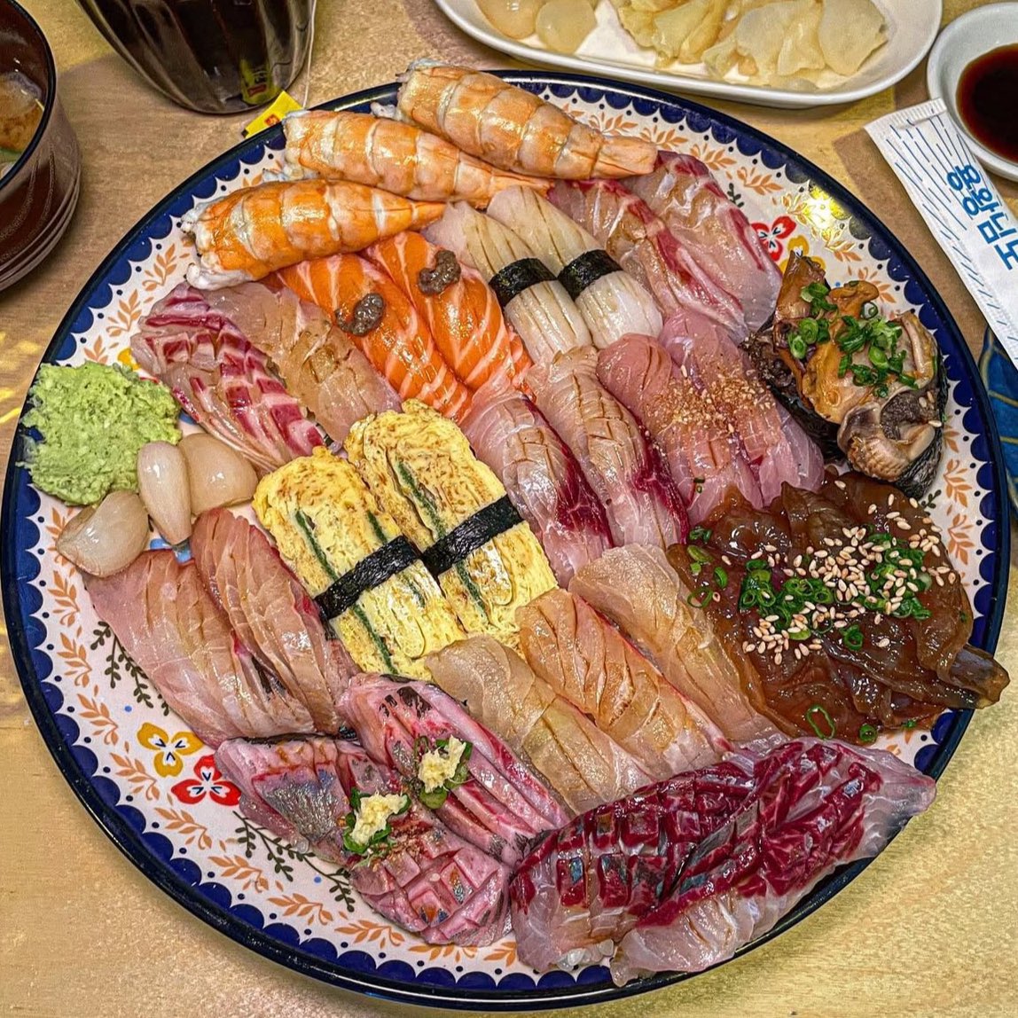 makkiyom's tweet photo. ✔️초밥 맛집+ 먹킷리스트 타래 https://t.co/ZJTyVicUr5