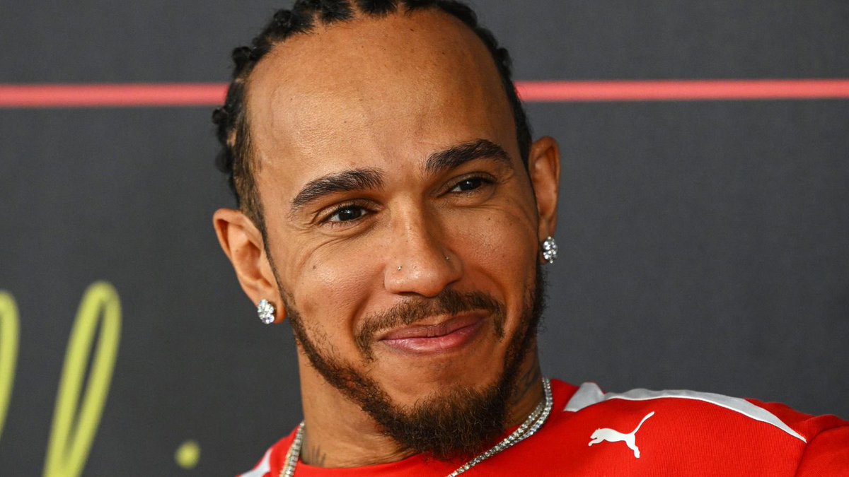 Evacsoyt's tweet photo. Great Race! I am so upset with Piastri, but brilliant racing Lewis Hamilton! #AusGP https://t.co/jCmu8v4L0M
