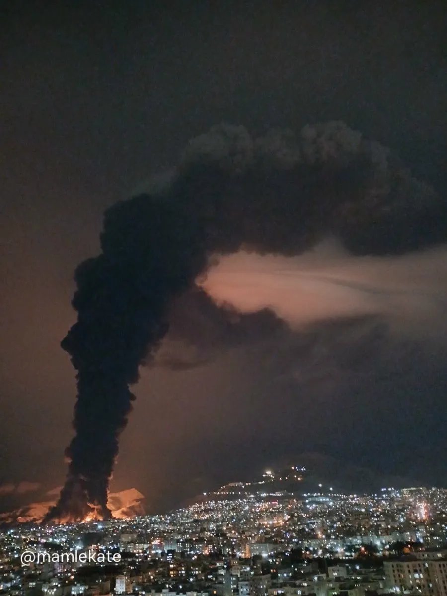 💙💛 Regina Laska tweet media